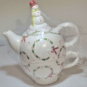 Nantucket Porcelain Nested Tea Cup Tea Pot Christmas Wreath Holiday Snowman NWOT